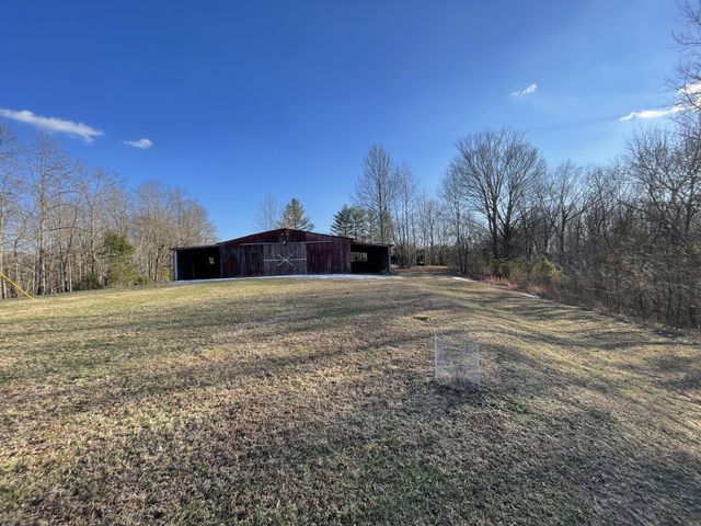 36 Deer Run Rd, Celina, TN 38551