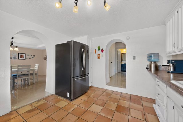 10029 Guadalupe Trail NW, Albuquerque, NM 87114