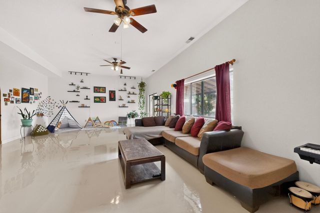 10029 Guadalupe Trail NW, Albuquerque, NM 87114