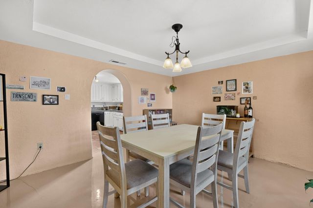 10029 Guadalupe Trail NW, Albuquerque, NM 87114