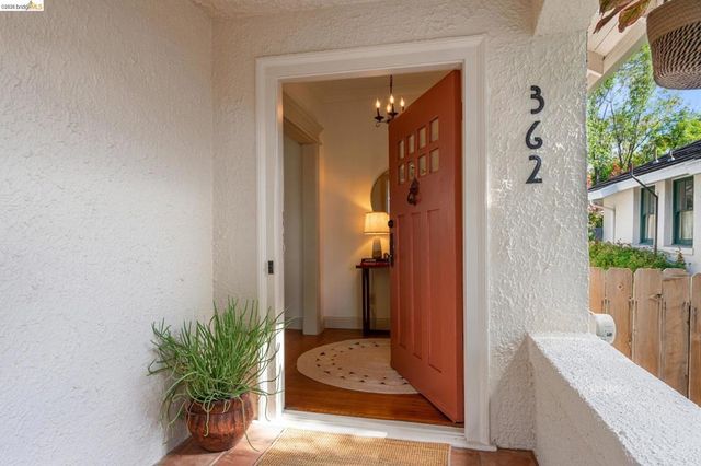 362 50Th St, Oakland, CA 94609