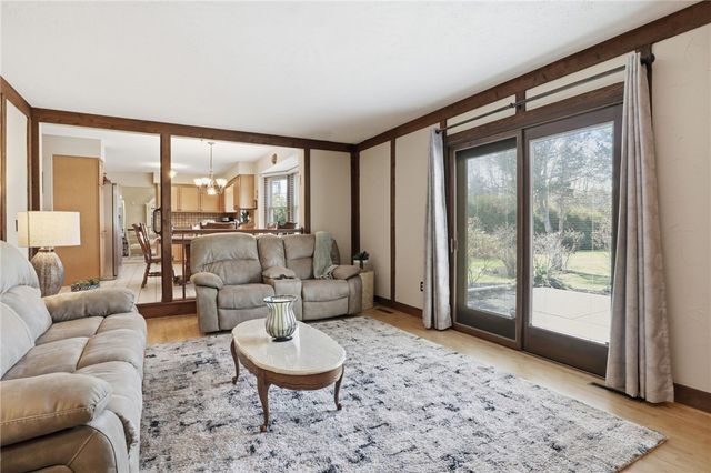 601 Notre Dame Drive, Webster, NY 14580