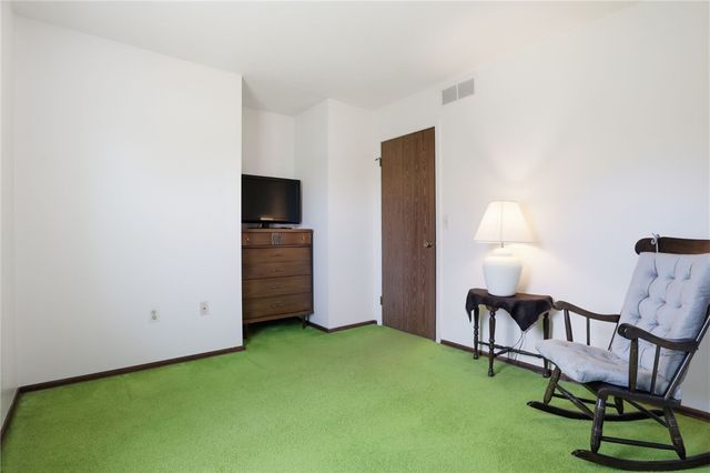 601 Notre Dame Drive, Webster, NY 14580