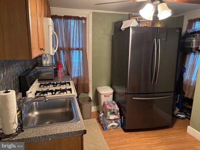 70 MAIN ST, Waretown, NJ 08758