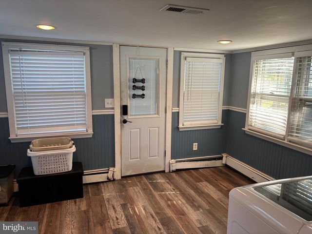 70 MAIN ST, Waretown, NJ 08758