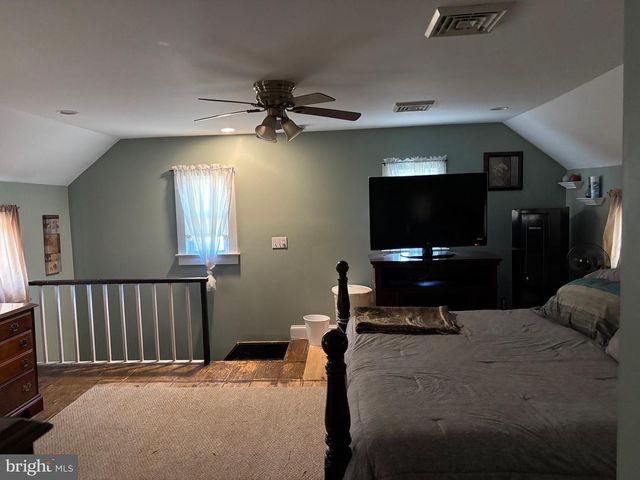 70 MAIN ST, Waretown, NJ 08758