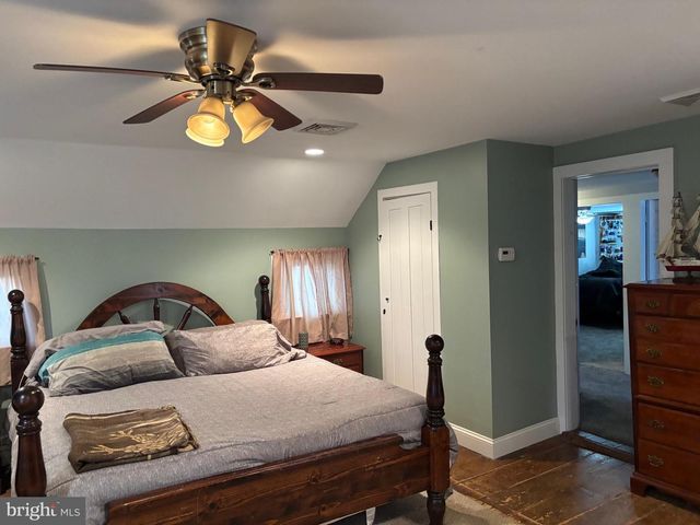 70 MAIN ST, Waretown, NJ 08758