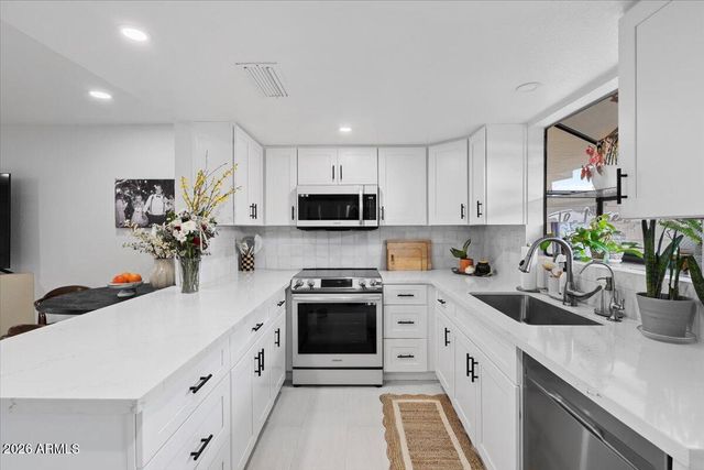 4835 E MCNEIL Street 3, Phoenix, AZ 85044