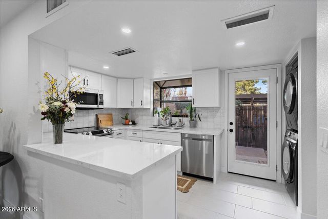 4835 E MCNEIL Street 3, Phoenix, AZ 85044