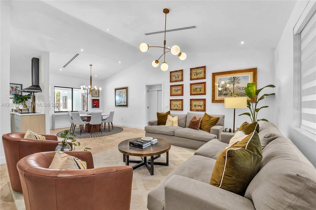 6466 SW 84th Street 6466, Miami, FL 33143