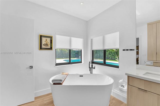 6466 SW 84th Street 6466, Miami, FL 33143