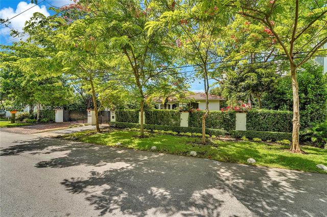 6466 SW 84th Street 6466, Miami, FL 33143