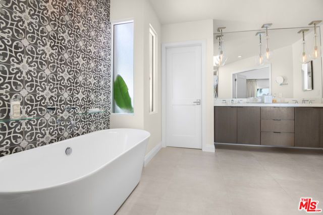 6311 Tantalus Drive, Malibu, CA 90265