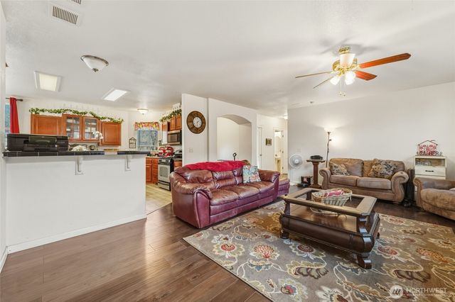 310 S 10th Avenue, Walla Walla, WA 99362