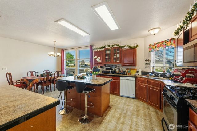 310 S 10th Avenue, Walla Walla, WA 99362