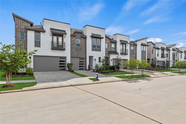 19907 Curved Steel Drive, Cypress, TX 77433