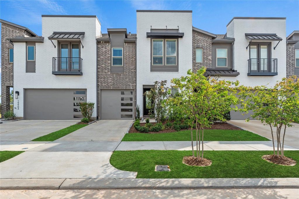 19907 Curved Steel Drive, Cypress, TX 77433