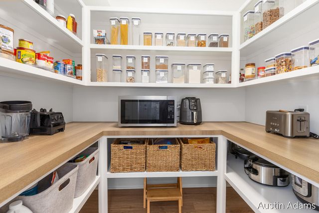 6880 Kilmer Drive, Grand Rapids, MI 49512