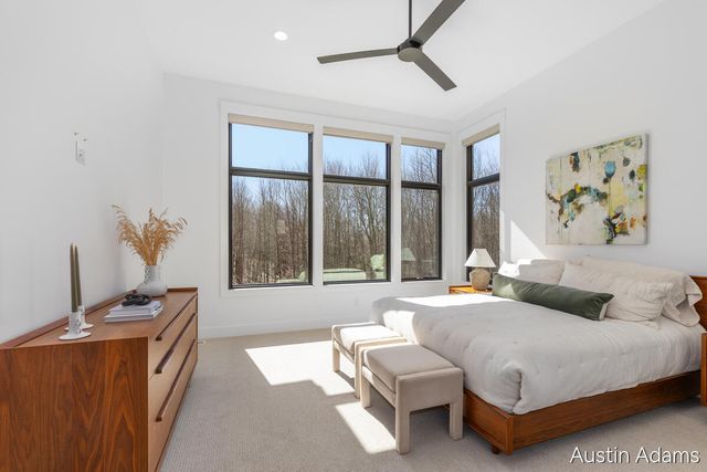 6880 Kilmer Drive, Grand Rapids, MI 49512