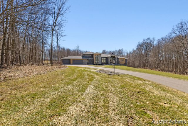 6880 Kilmer Drive, Grand Rapids, MI 49512