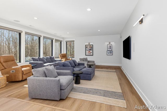 6880 Kilmer Drive, Grand Rapids, MI 49512