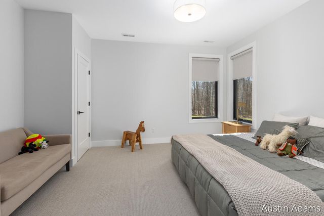 6880 Kilmer Drive, Grand Rapids, MI 49512