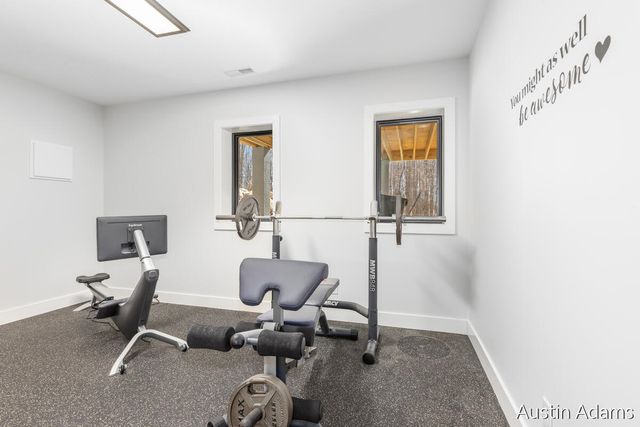 6880 Kilmer Drive, Grand Rapids, MI 49512