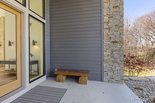 6880 Kilmer Drive, Grand Rapids, MI 49512