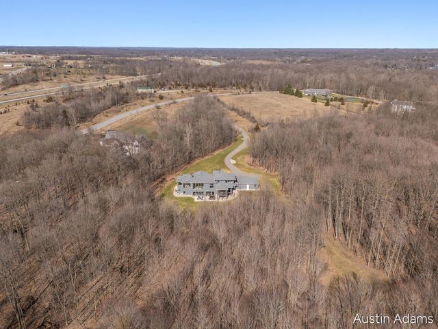 6880 Kilmer Drive, Grand Rapids, MI 49512