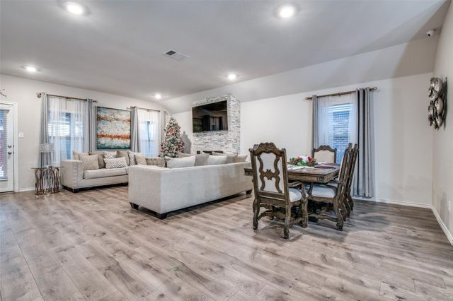1829 Strongbark Drive, Royse City, TX 75189