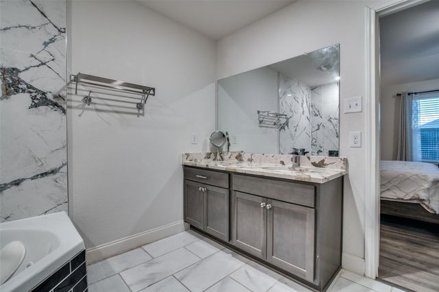 1829 Strongbark Drive, Royse City, TX 75189