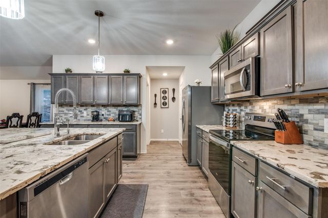 1829 Strongbark Drive, Royse City, TX 75189