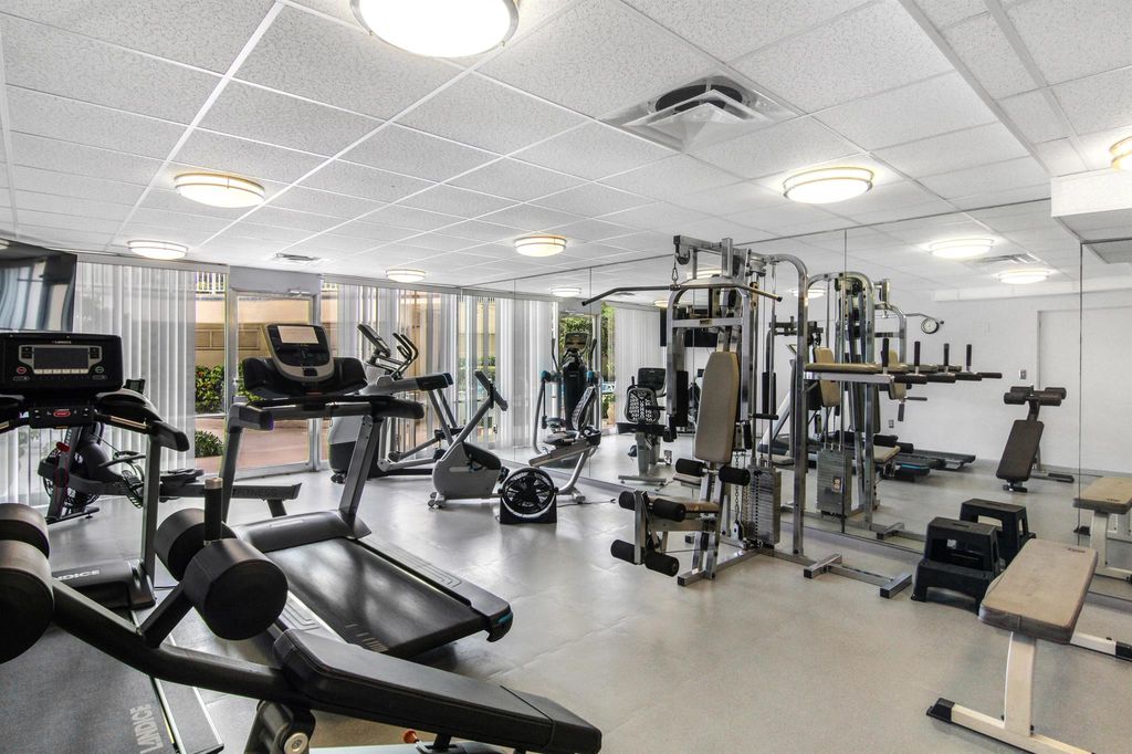 Image 40 of property listing at 3475 S Ocean Boulevard 2160, Palm Beach, FL 33480