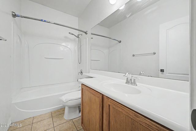 1944 N 77TH Glen, Phoenix, AZ 85035