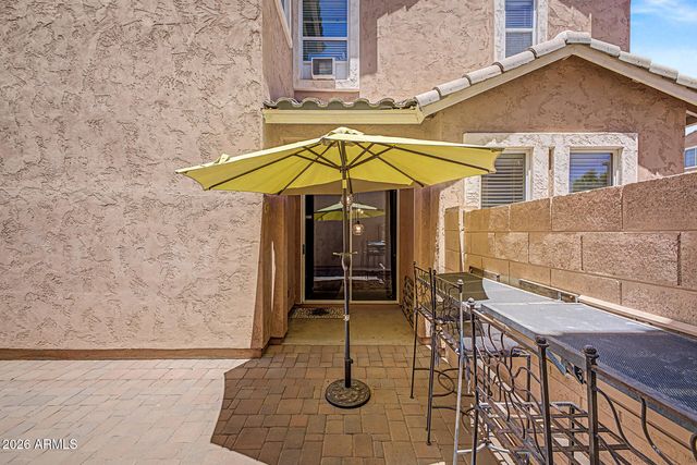 1944 N 77TH Glen, Phoenix, AZ 85035