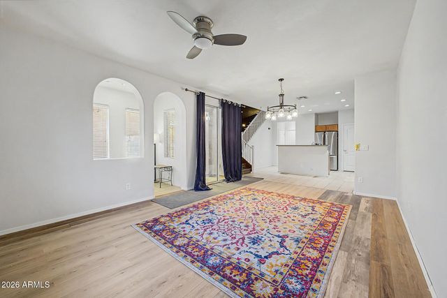 1944 N 77TH Glen, Phoenix, AZ 85035