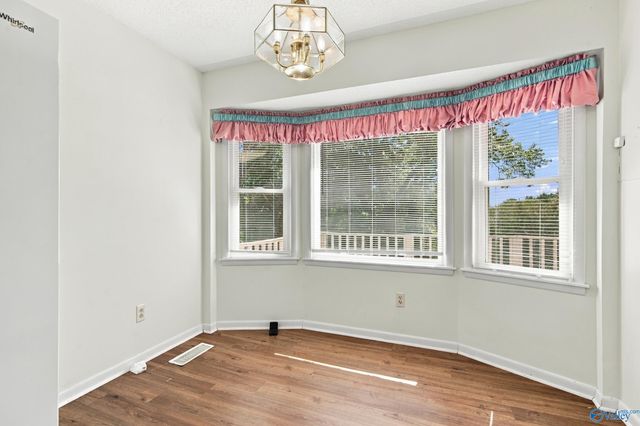 4019 Killarney Drive NW, Huntsville, AL 35816