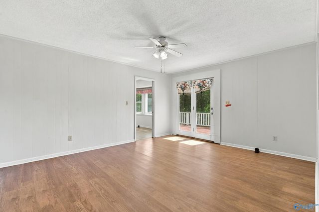 4019 Killarney Drive NW, Huntsville, AL 35816
