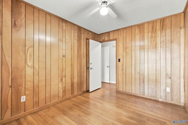 4019 Killarney Drive NW, Huntsville, AL 35816