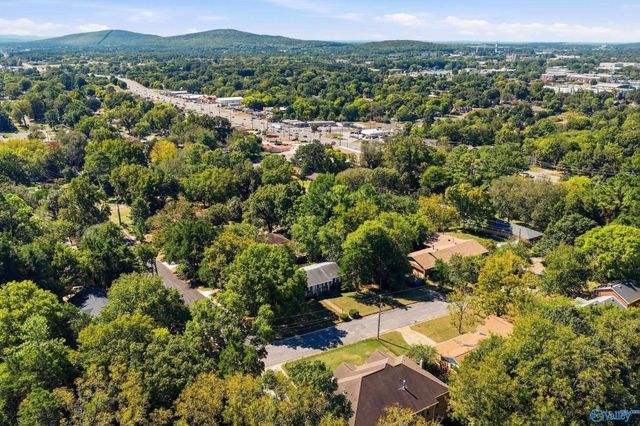 4019 Killarney Drive NW, Huntsville, AL 35816