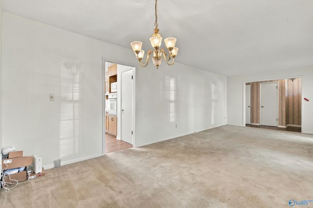 4019 Killarney Drive NW, Huntsville, AL 35816