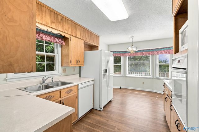 4019 Killarney Drive NW, Huntsville, AL 35816