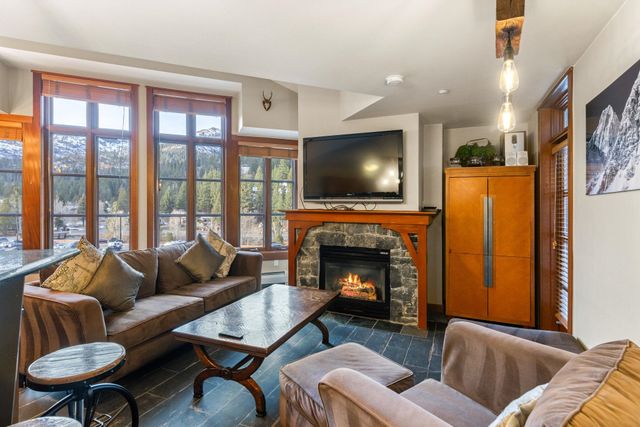 1850 Village South Road 417 4-417, Olympic Valley, CA 96146