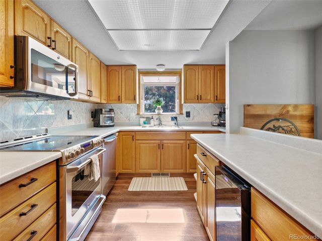 1044 S Grapevine Road, Golden, CO 80401