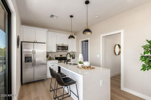 1725 W Sherman Street A, Phoenix, AZ 85007