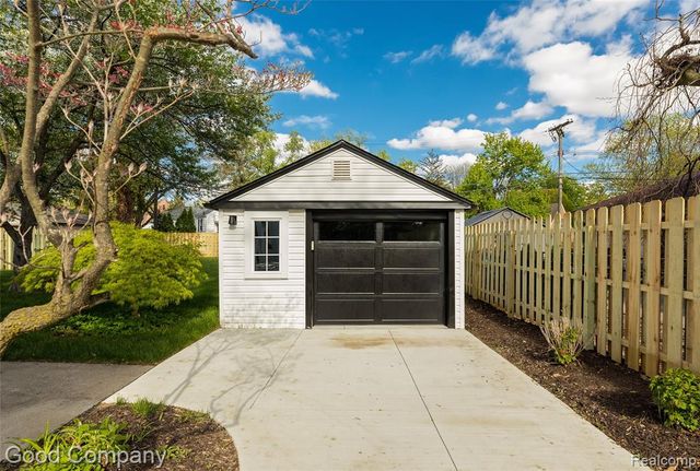 1514 Sunset Boulevard, Royal Oak, MI 48067