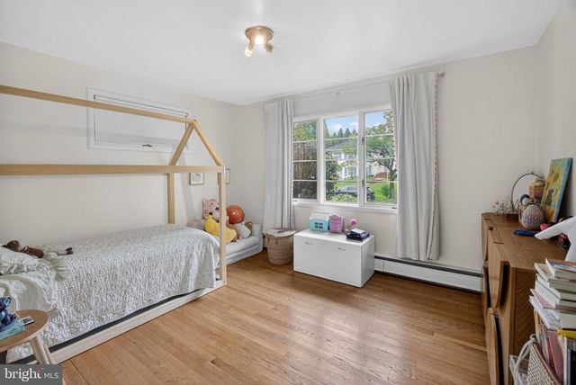 5804 PLAINVIEW RD, Bethesda, MD 20817