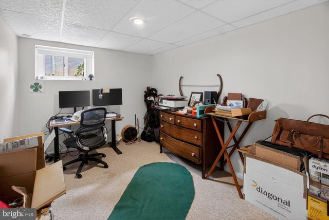 5804 PLAINVIEW RD, Bethesda, MD 20817