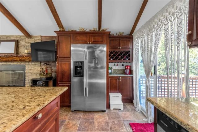 24896 Matterhorn Court, Crestline, CA 92325