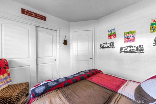 24896 Matterhorn Court, Crestline, CA 92325